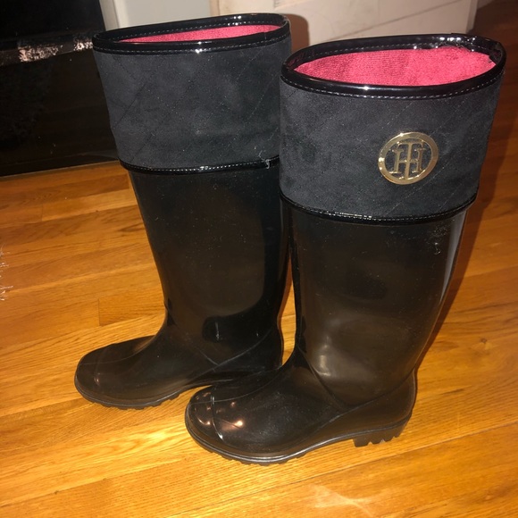 Tommy Hilfiger Rain Boots - Picture 2 of 3